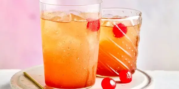 Cherry-Bakewell-Cocktail-6be9640